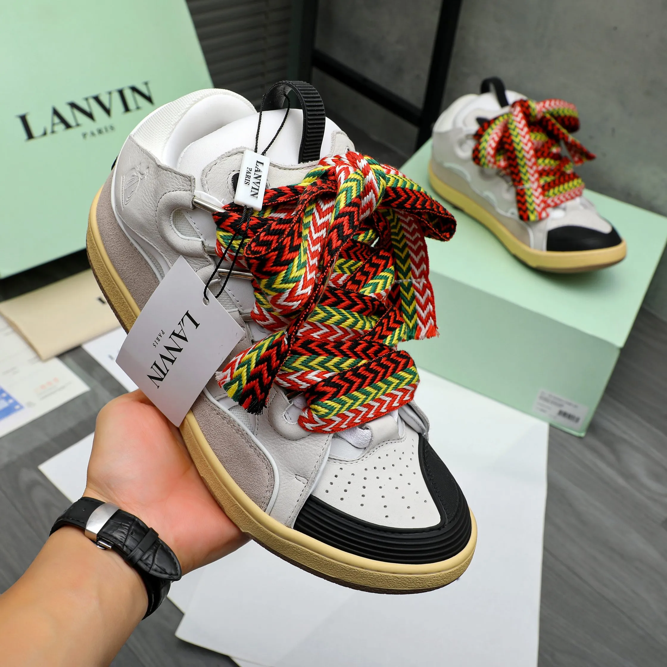 Men's shoes 💰740 [Lanvin] Lanvin high-end quality original couple's casual shoes - Upper: imported pebbled cowhide stitched with breathable mesh - Lining: Lycra elastic lining - Outsole: original rubber outsole - Super high quality control·Fine workmanship: highlighted (high-end·luxury·grade) -Size: 36-45 (45 can be customized)